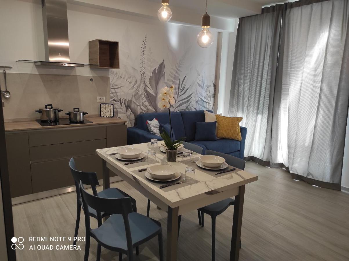 Blu Apartment Civitanova Marche Bagian luar foto