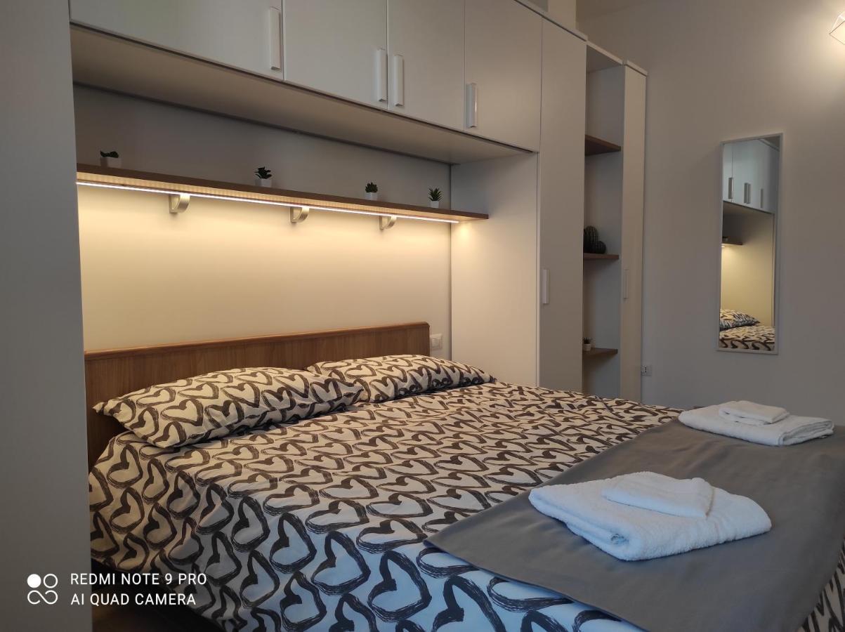 Blu Apartment Civitanova Marche Bagian luar foto